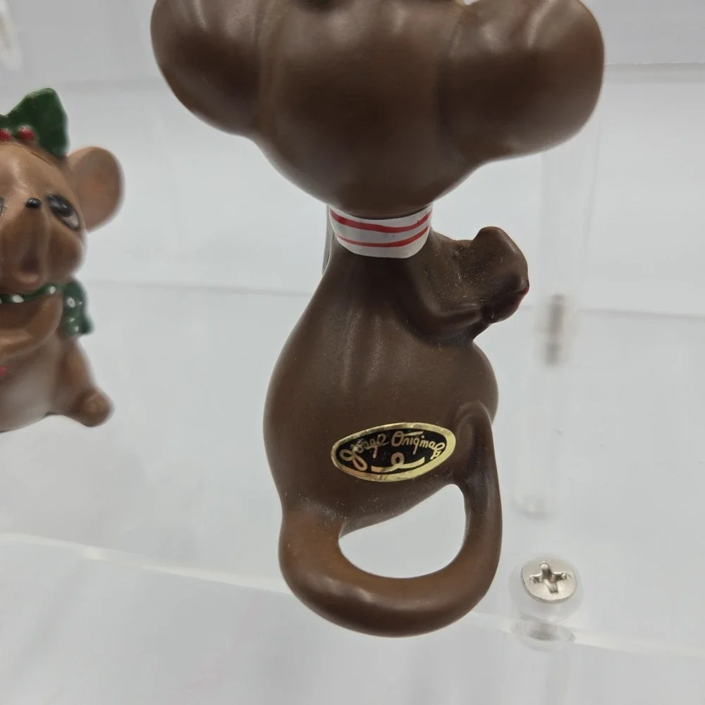 2 VTG Josef Originals Merry Christmas Caroling Mouse Village Porcelain Figurines